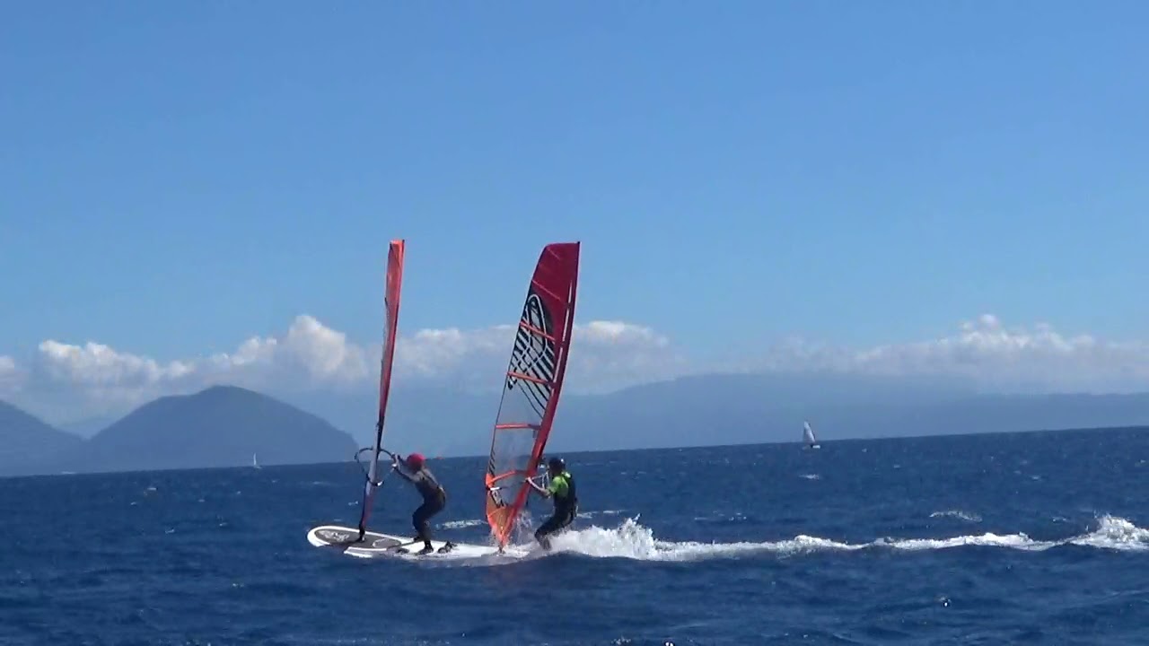 Windsurf Gemini Tandem carve gybe Mike and Fiona Vass