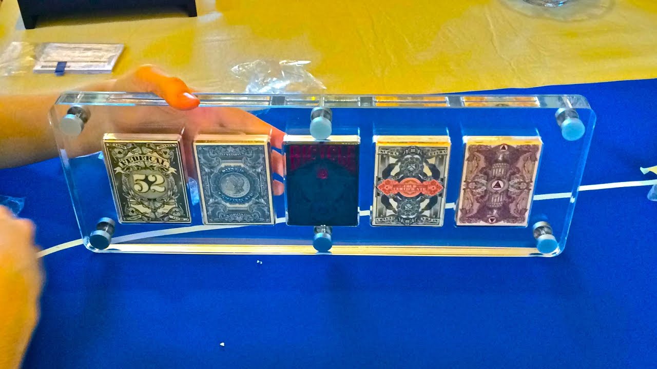 [ASSEMBLY]  Lucite Playing Card Display Case [KTFG 126]
