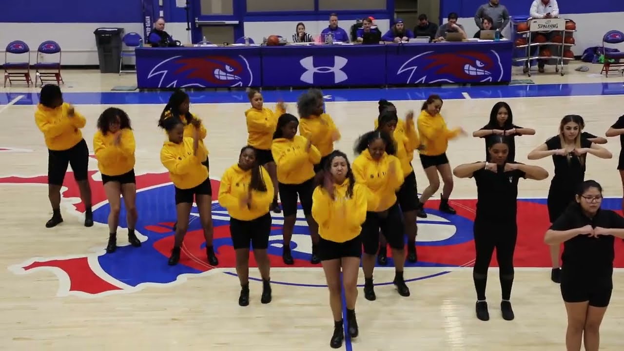Butler Middle School Step Team Performs at UML Women's Basketball Halftime