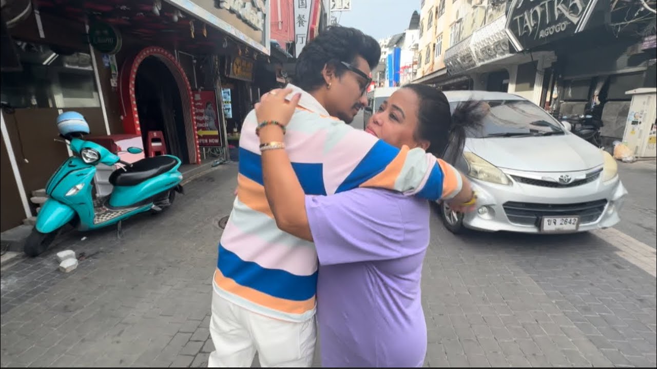 Bharti di Harsh Bhai Romantic Hue Thailand Me ♥️🥹 || Abhishek Kumar || Bharti Singh