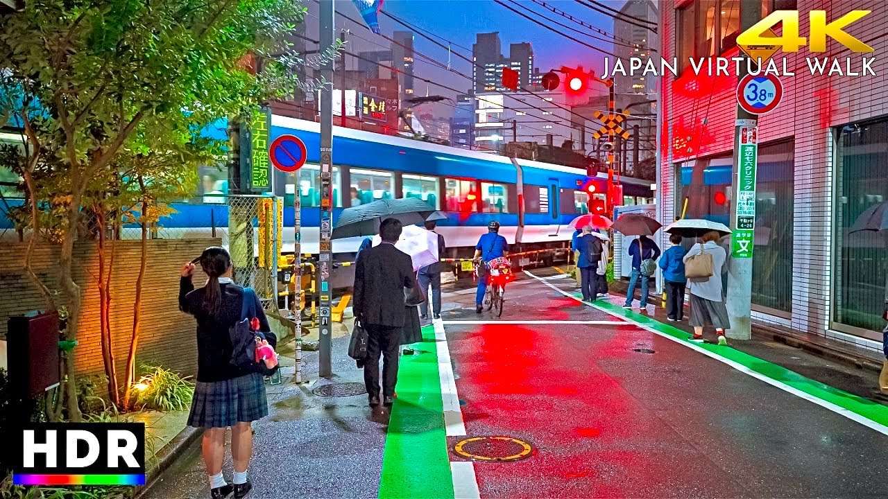 Japan - Tokyo Rainy Night Walk, Yotsuya to Yoyogi • 4K HDR