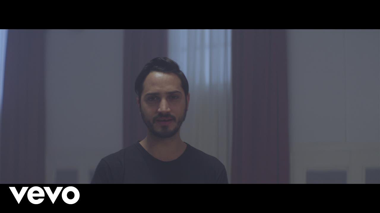Abril Sosa - Es Hora
