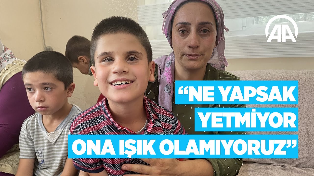 Görme engelli Batuhan dünyayı annesinin gözünden tanıyor