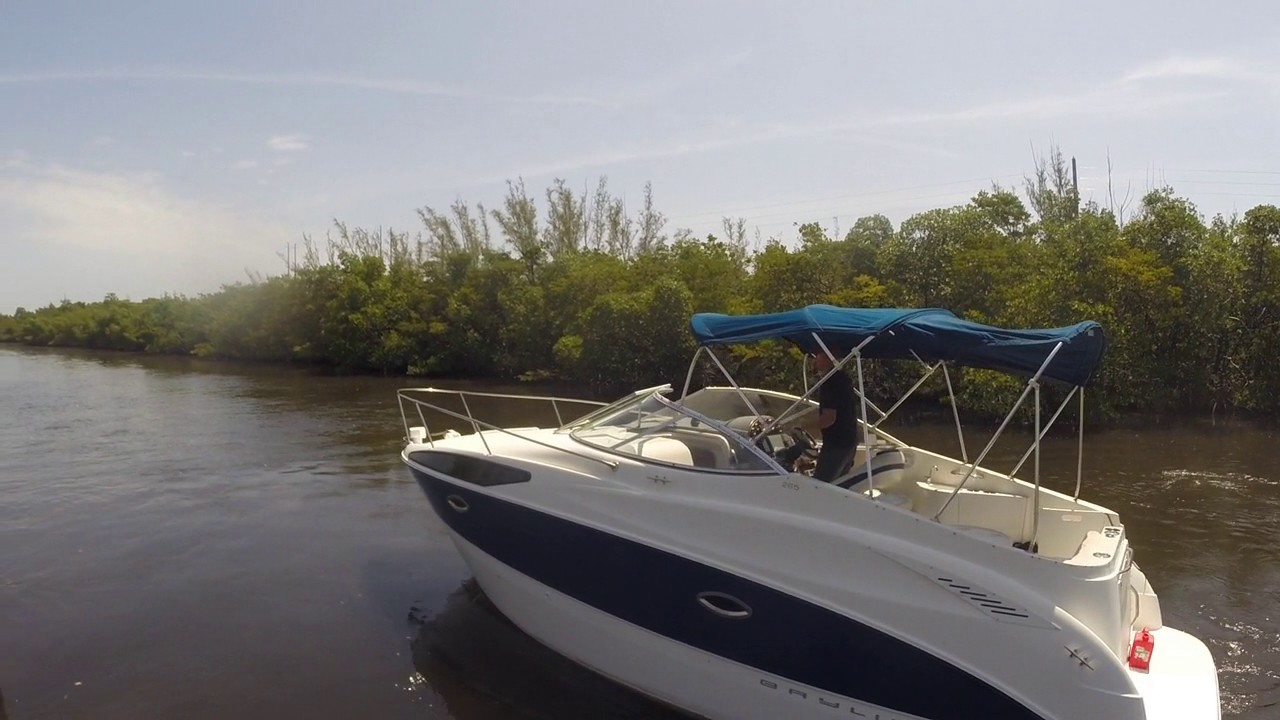 2005 Bayliner 265 Sunbridge Cruiser
