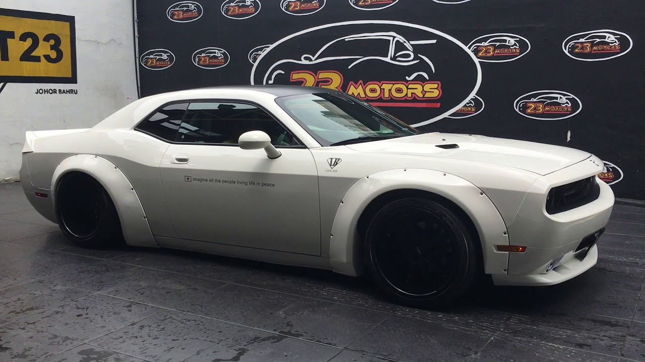 Dodge Challenger Liberty Walk