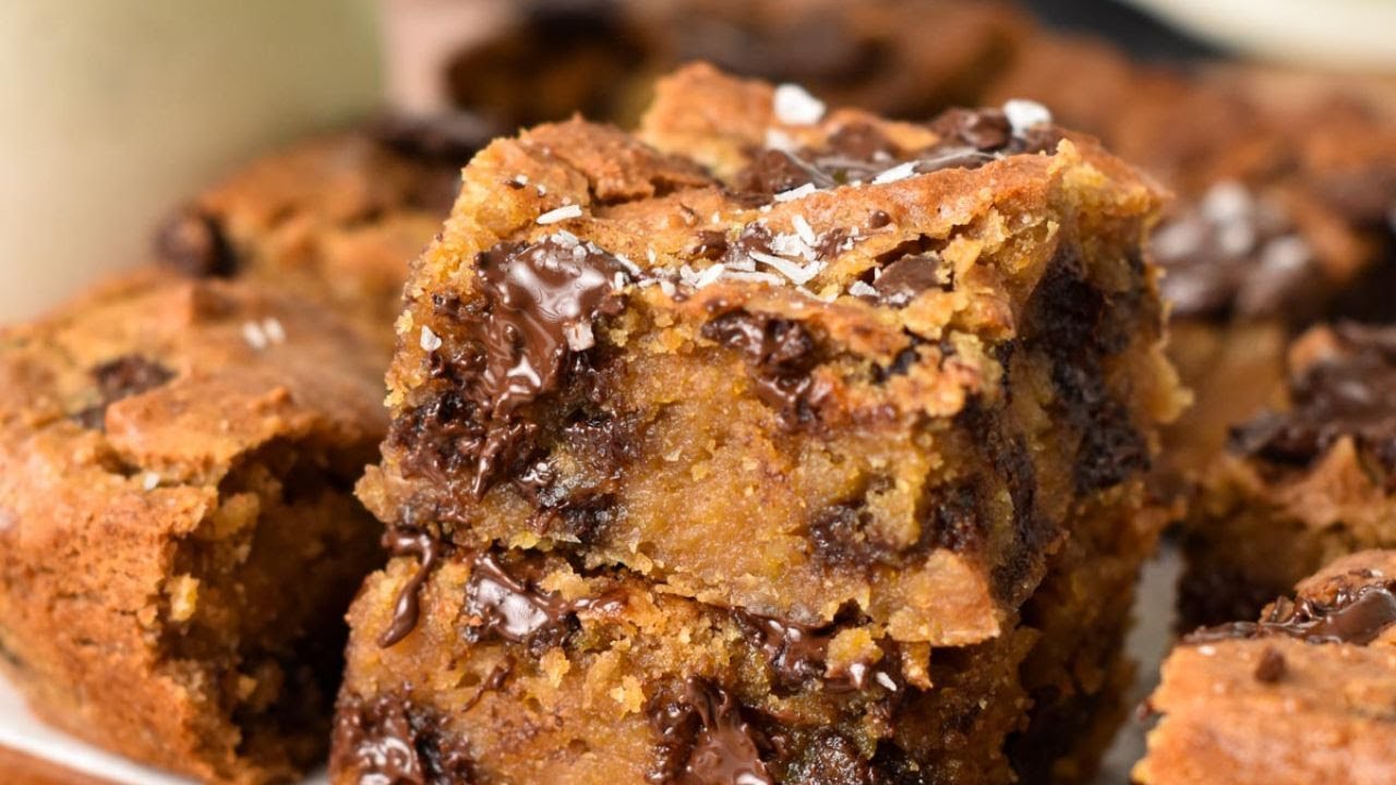 Chickpea Blondies | High-Protein WholeSome Vegan Desserts