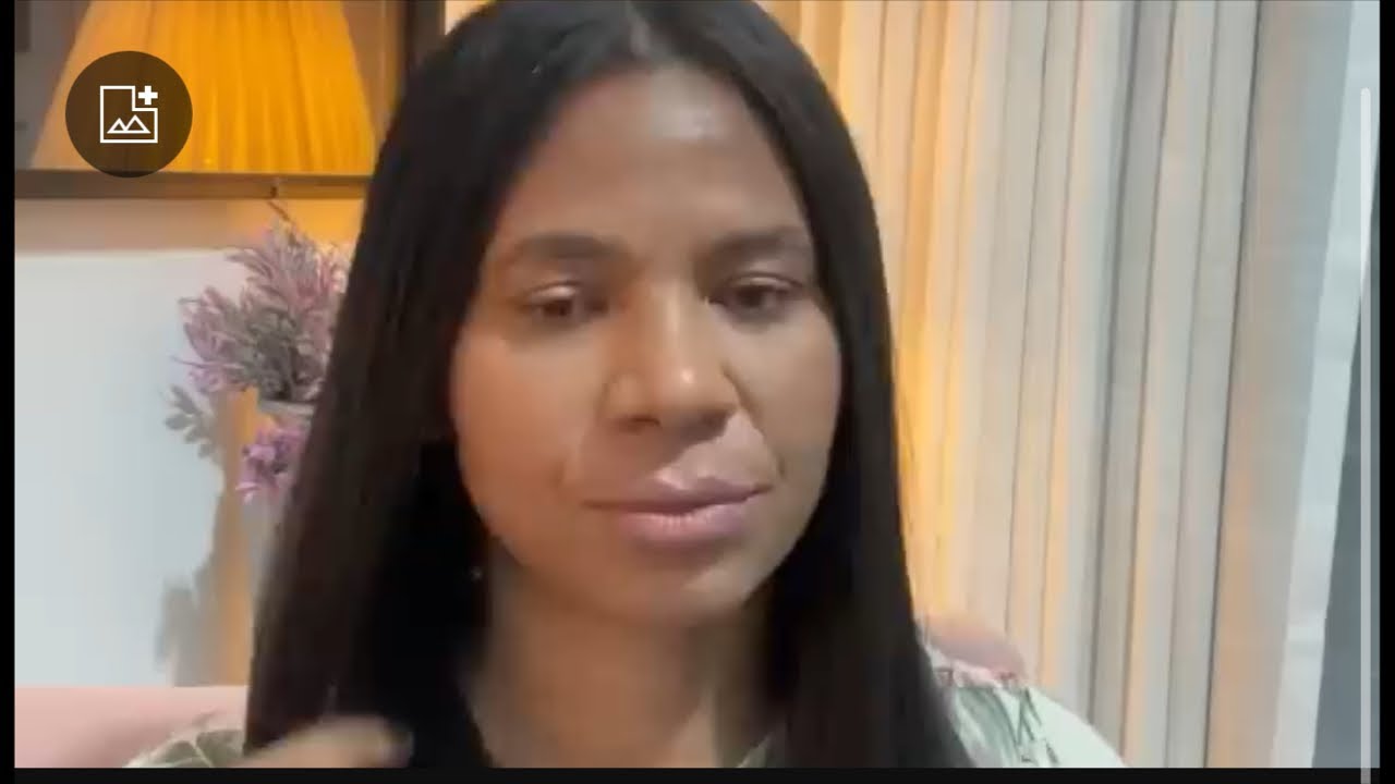 Deus revelou2️⃣pessoas te olhando uma descontrolada porque descobriu a intenção da outra sobre ￼você