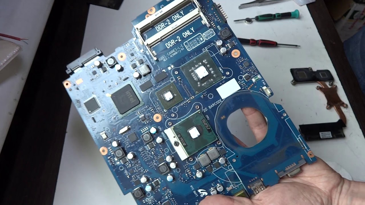 Разборка ноутбука Samsung R519