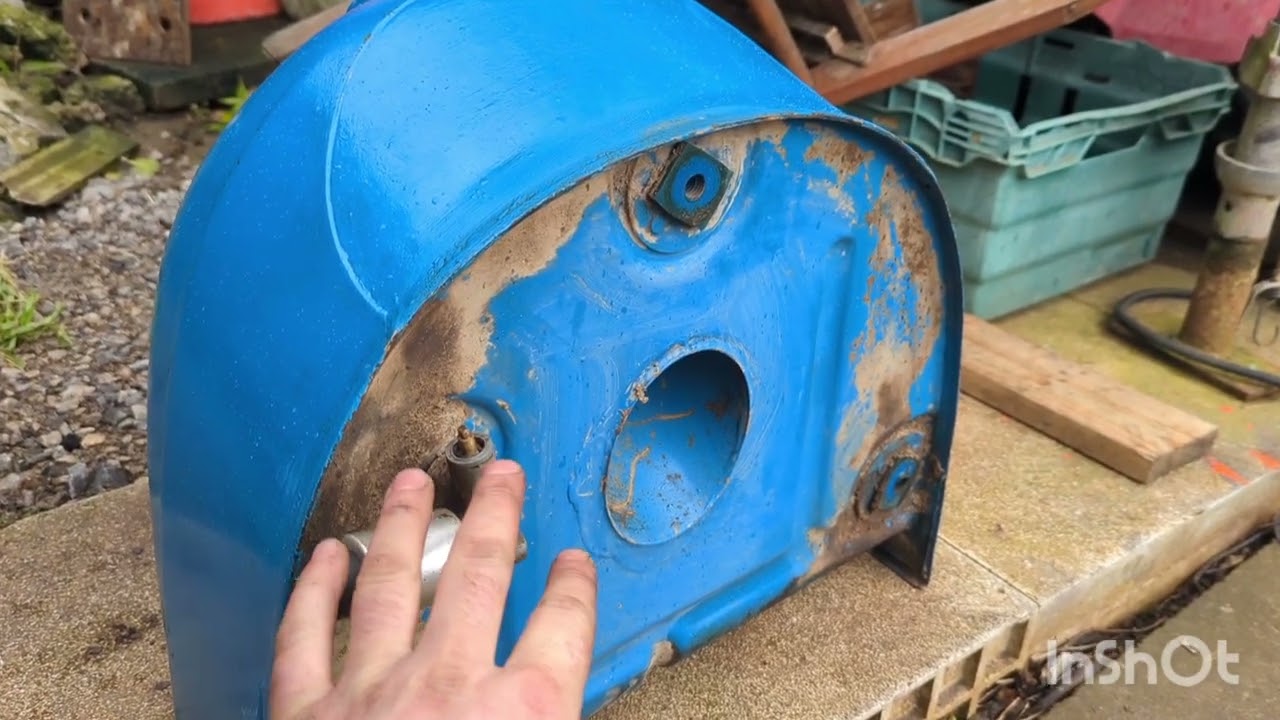 1962 FORDSON DEXTA service //part 2// flushing the fuel tank & repairing the roll bar