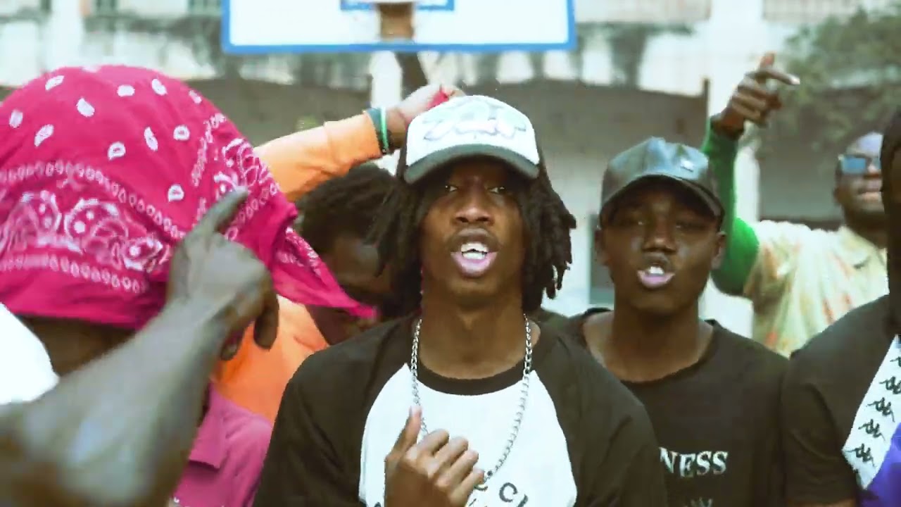 NIQO BOY_CHAMBRE-701 [Official Music Video] directed by MKB #15block