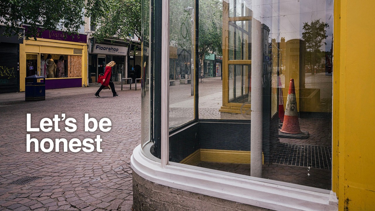 Embracing Mundane Urban Documentary Photography