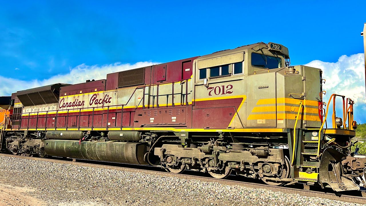 CP Heritage Unit, KCSM Grey Ghost, H1 Leader & More on the Joint Line! May, 2024