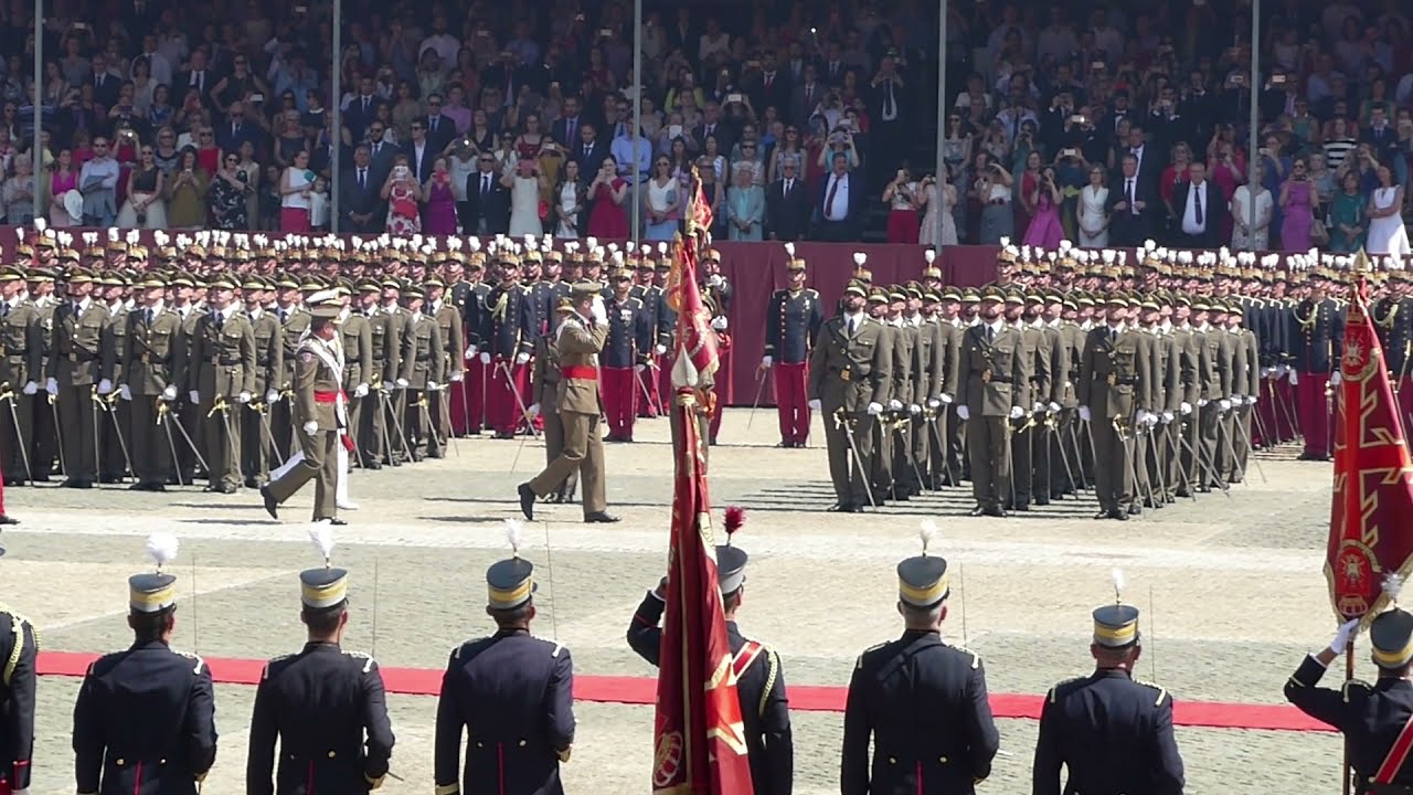 Entrega Despachos de Teniente por SM el Rey Felipe VI. AGM Zaragoza 2018