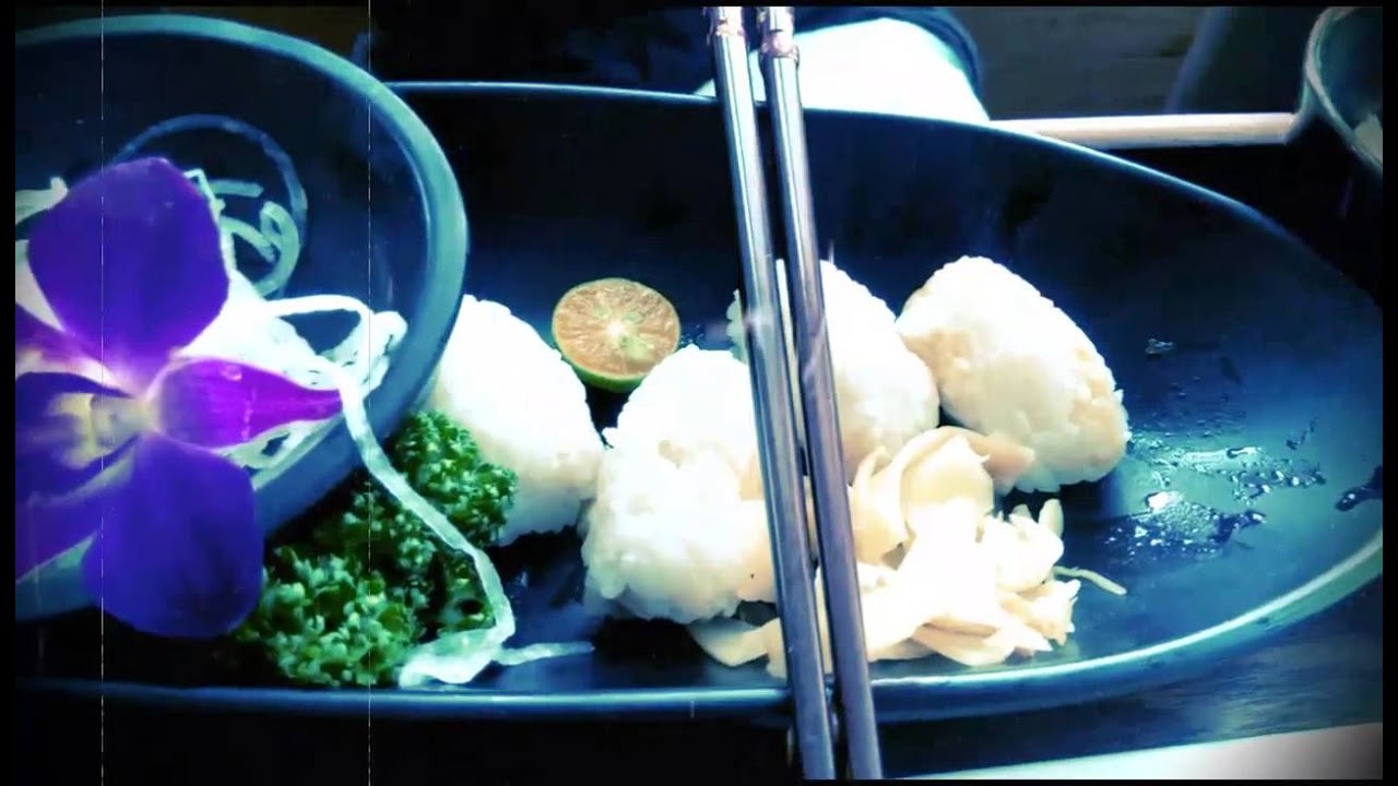 Taipei 101 三五階日本料理 - Raw fish with fish bone in nigiri!