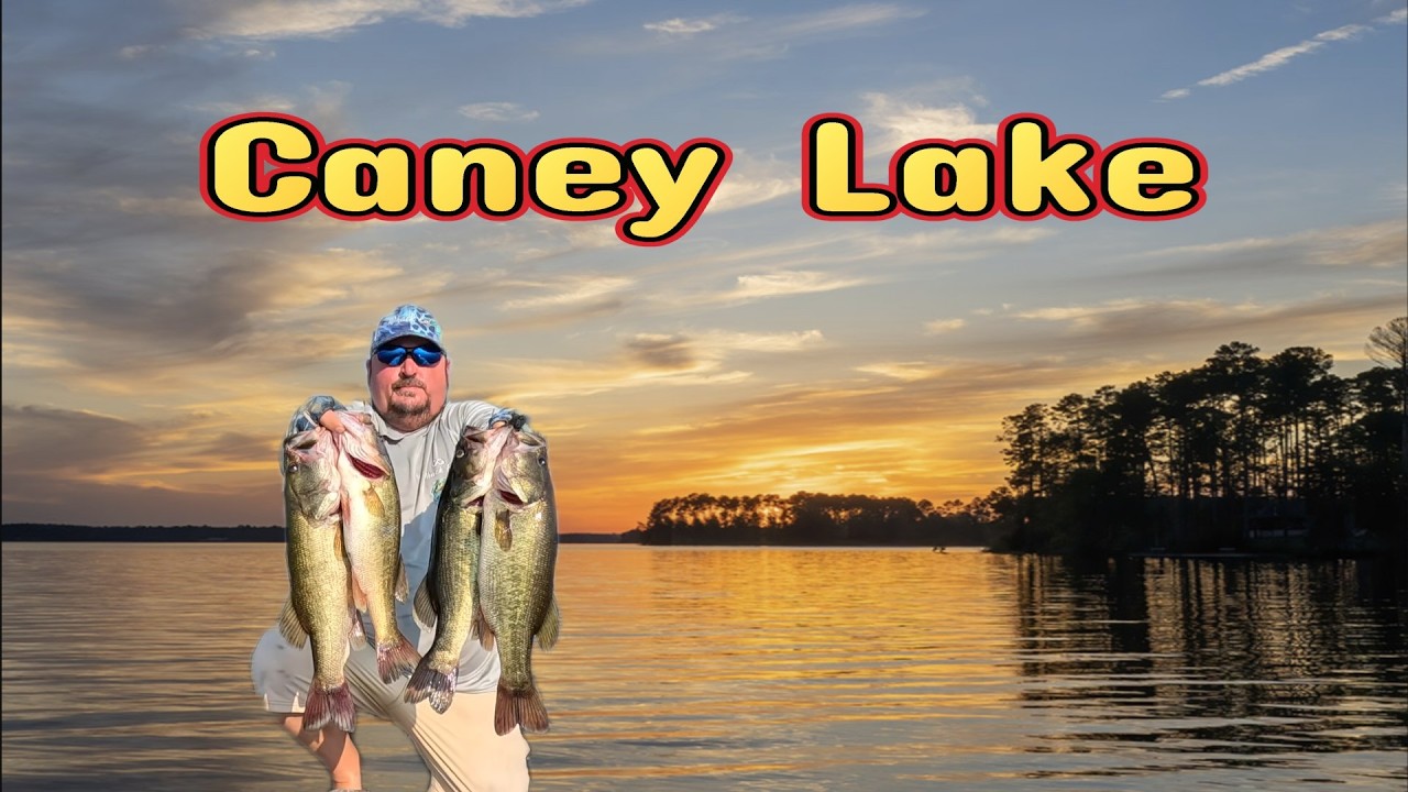 ''Grinding for GIANTS on Caney Lake - 7lb+ Bass Punching in August Heat!''