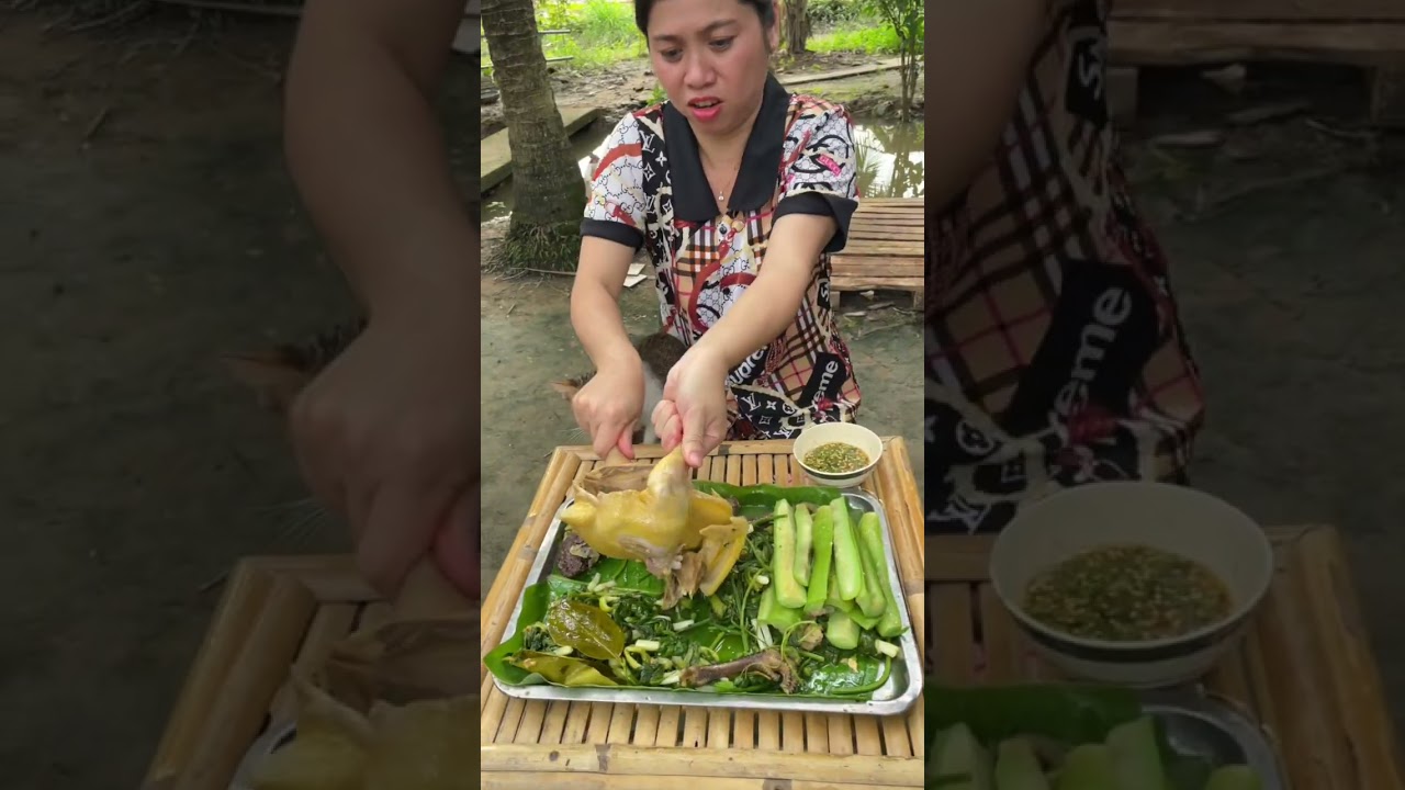 Gà Mái Đẻ Luộc
