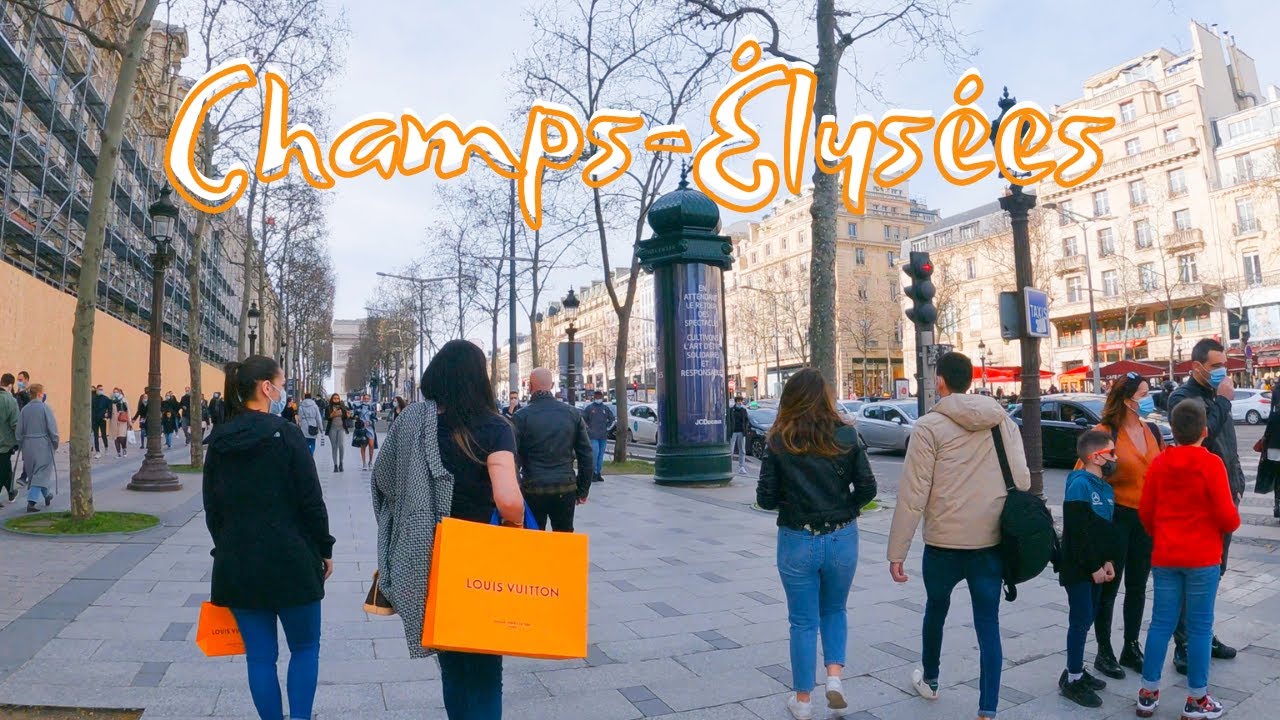 🇫🇷 Street Fashion in Paris _ Champs-Élysées _  Arc de Triomphe _ PARIS WALK _ 4K