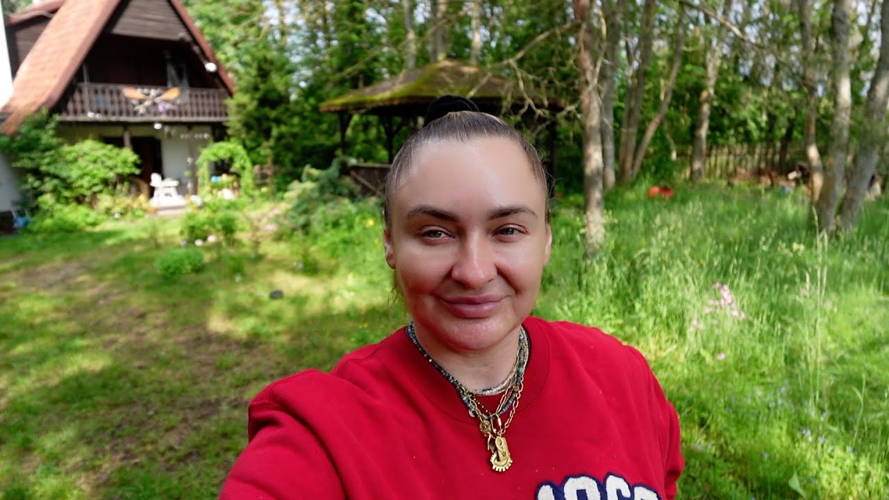 TOUR PO NIEIDALNYM DOMKU NA MAZURACH, PAMIĘTNIKI SINGIELKI PO 40