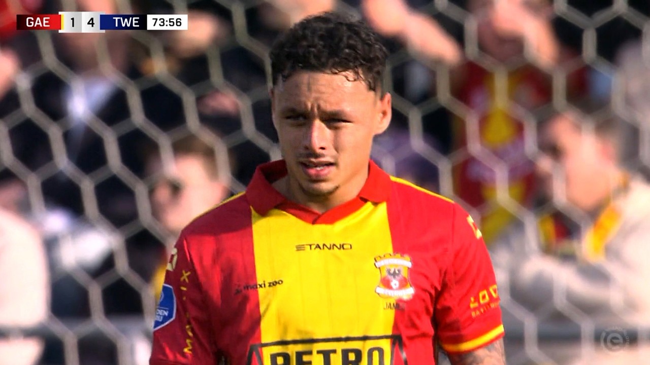 Dean James vs Twente - Masuk di Awal Babak Kedua, Timnya Kalah Telak!!