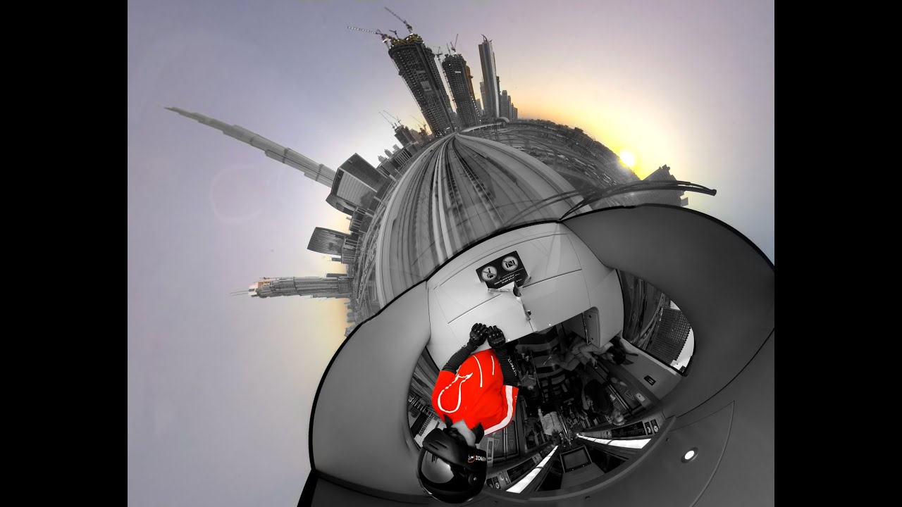 360 Video  - DUBAI METRO - Sheikh Zayed Road!