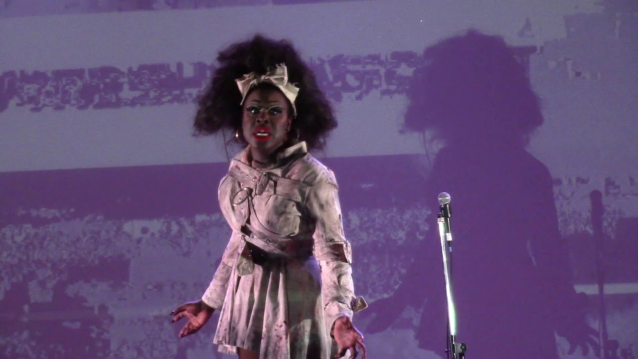 Crazy Black Lady - It's all coming back to me now