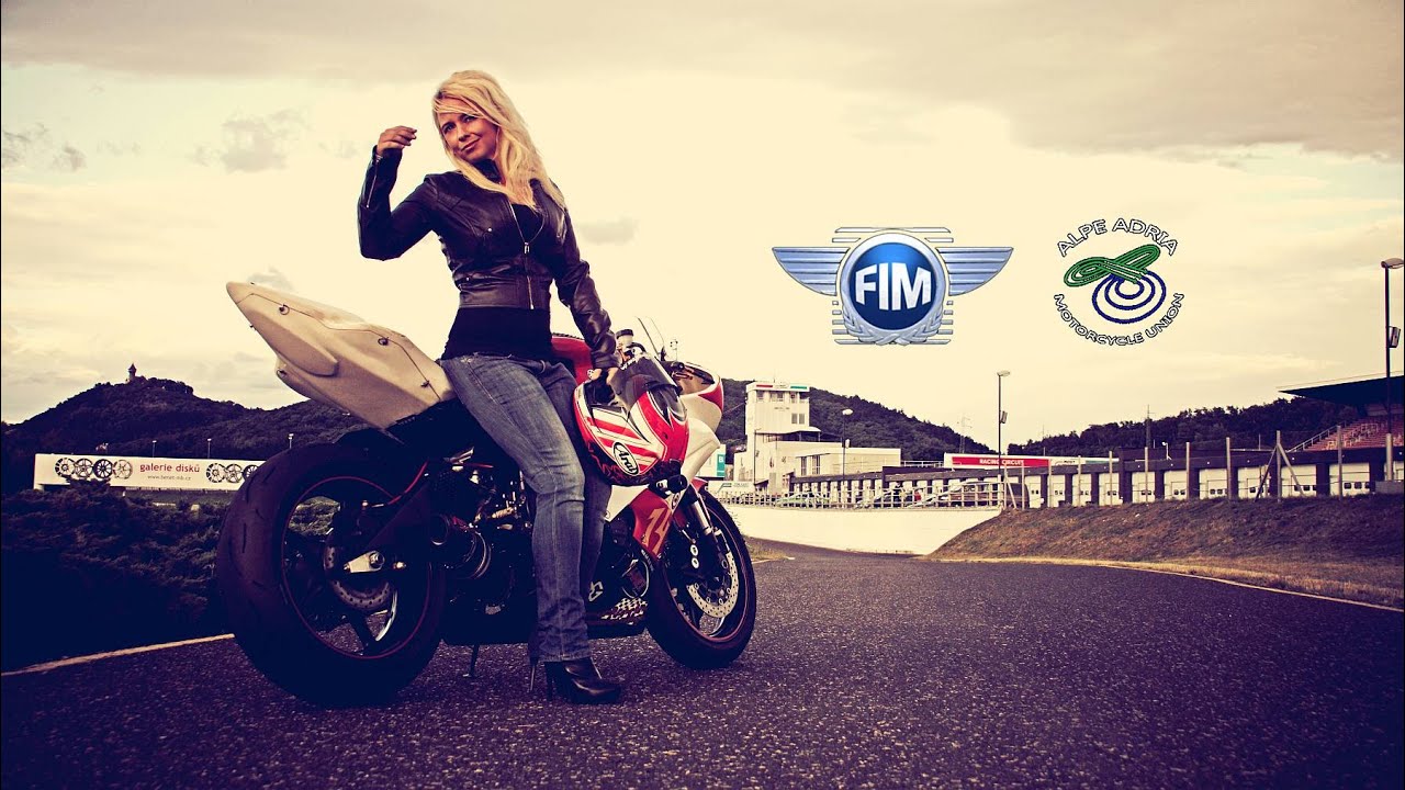 Compilation Start Crash Most Onboard Girl Racing R6 in FIM Alpe Adria Championship