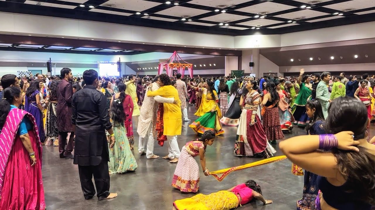 Navratri Garba 2025 at Santa Clara Convention Center - Atul Purohit - 
