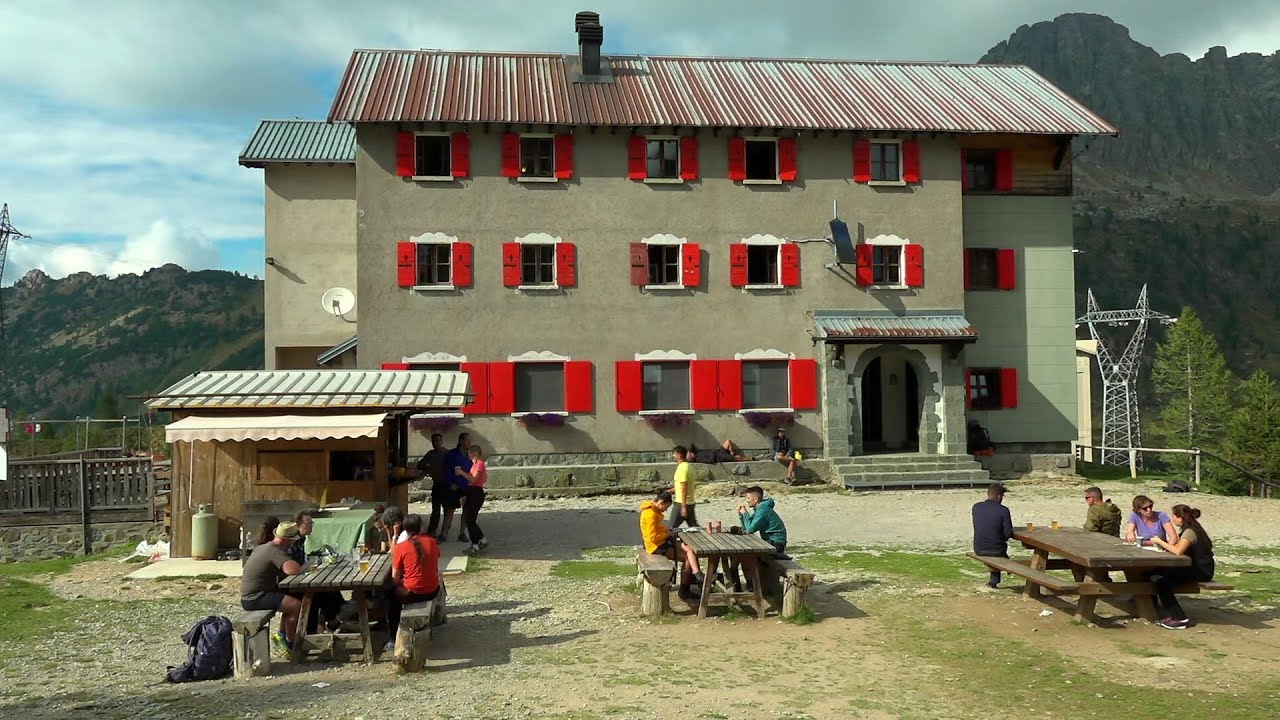 Siccità, il rifugista dei Laghi Gemelli: 