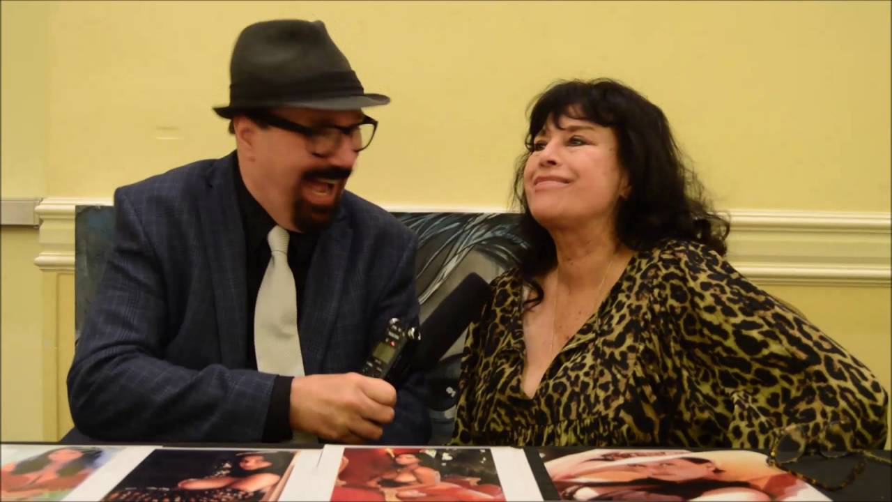 The Riley and Kimmy Show Video interview of actress Lana Wood