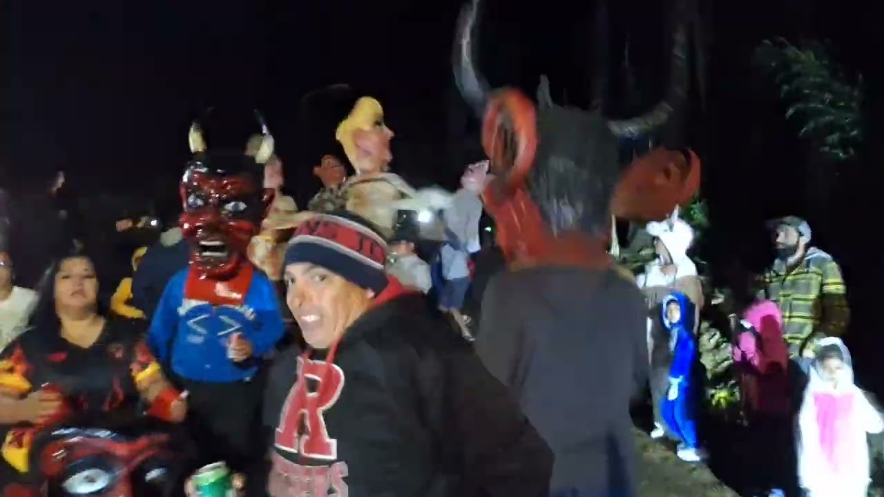 Protesta por los Árboles - Diablada Heredia, Cimarrona JPrendas y Mascarada Juancho