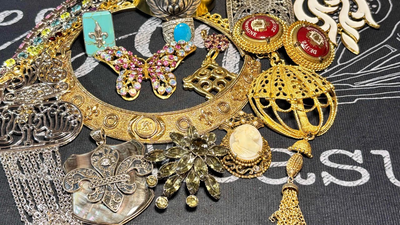 Subscriber Mystery Jewelry Unboxing - GOLD & Rare Costume OH MY!!!