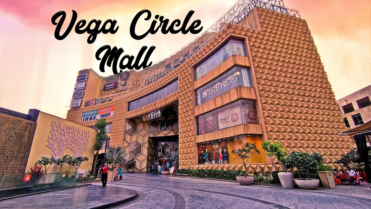 Vega Circle Mall Siliguri | Biggest Shopping Mall in Siliguri | The Crazy Talker