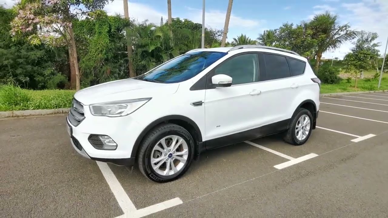 **** FORD Kuga boite auto ****