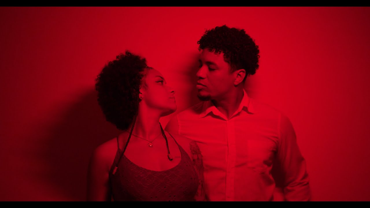 Sentidos - Linda Amaral (Ft. Adão Mendes)