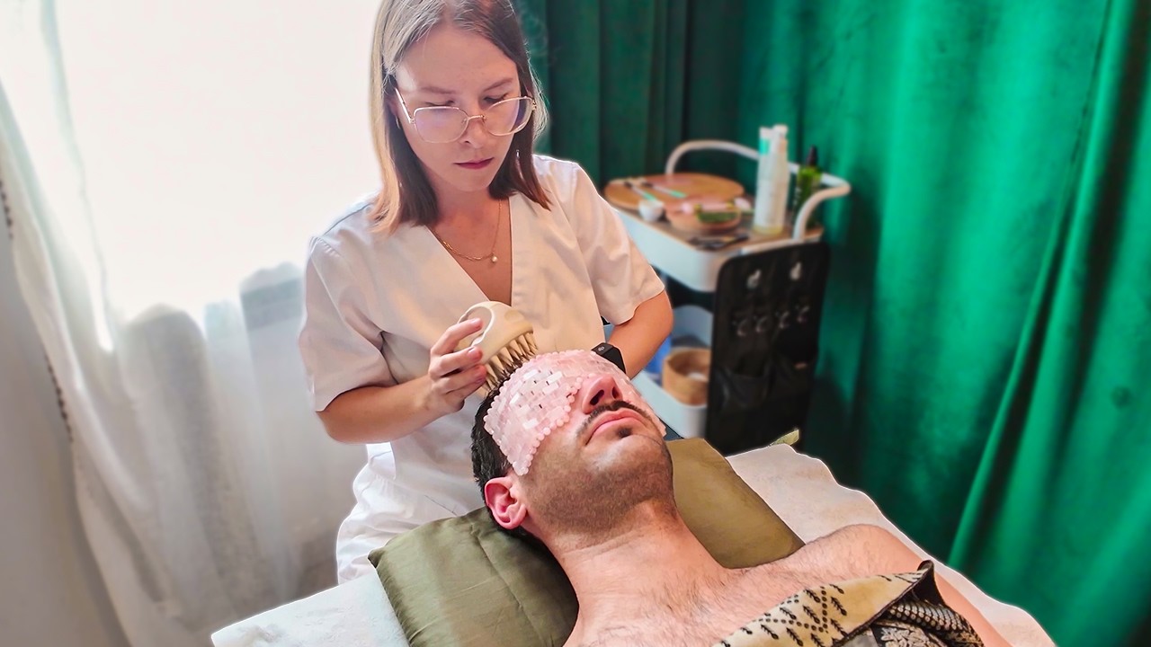 SLOW PACED Face Massage for Relaxation [with mic scratching sounds] – Bydgoszcz  🇵🇱