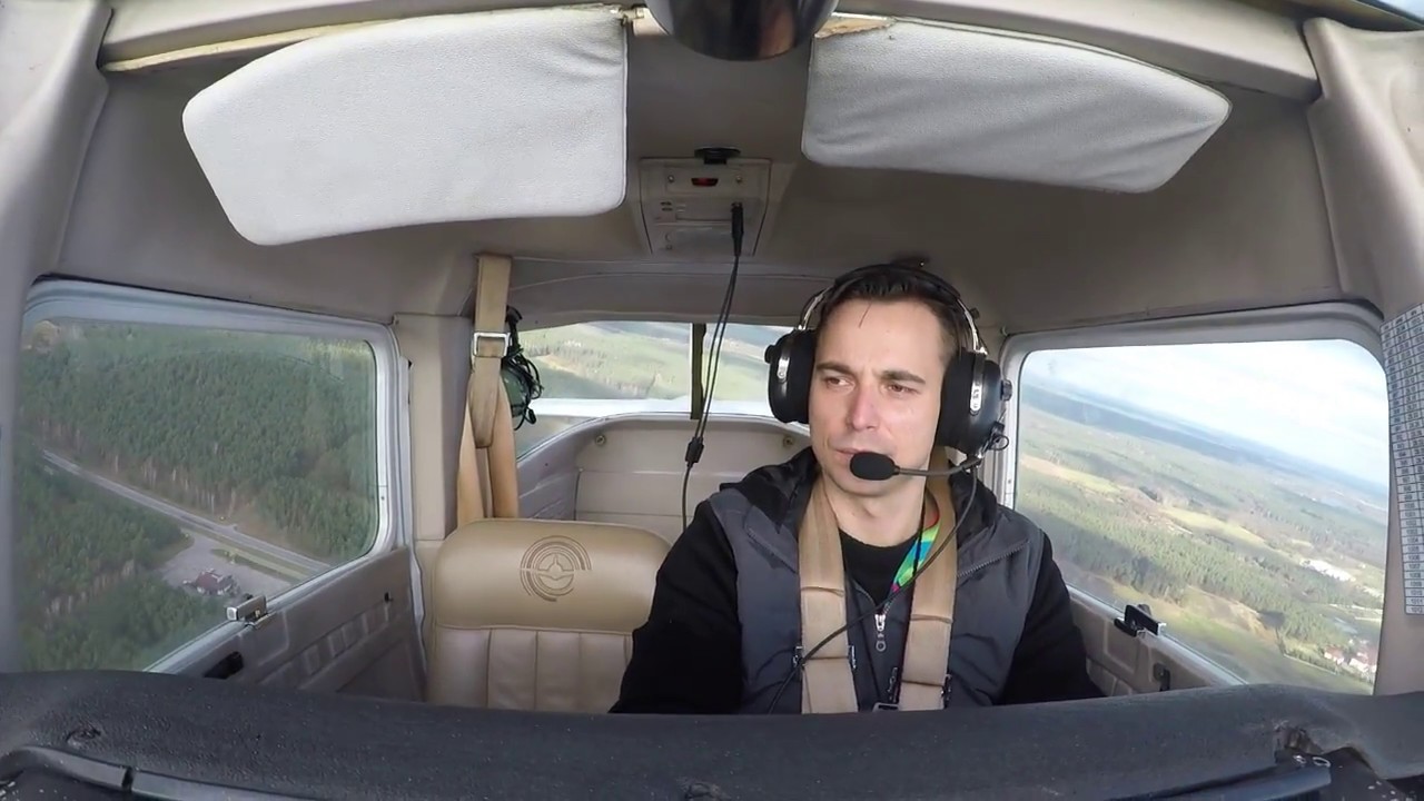 My First Solo flight - C-152 EPMO Poland cessna