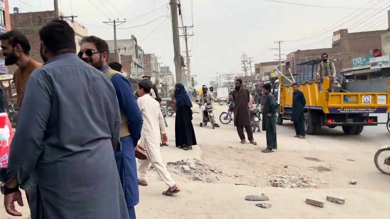 Grand Operation Against Illegal Encroachments on Satiana Road, Faisalabad | 4K Pakistan Walking Tour