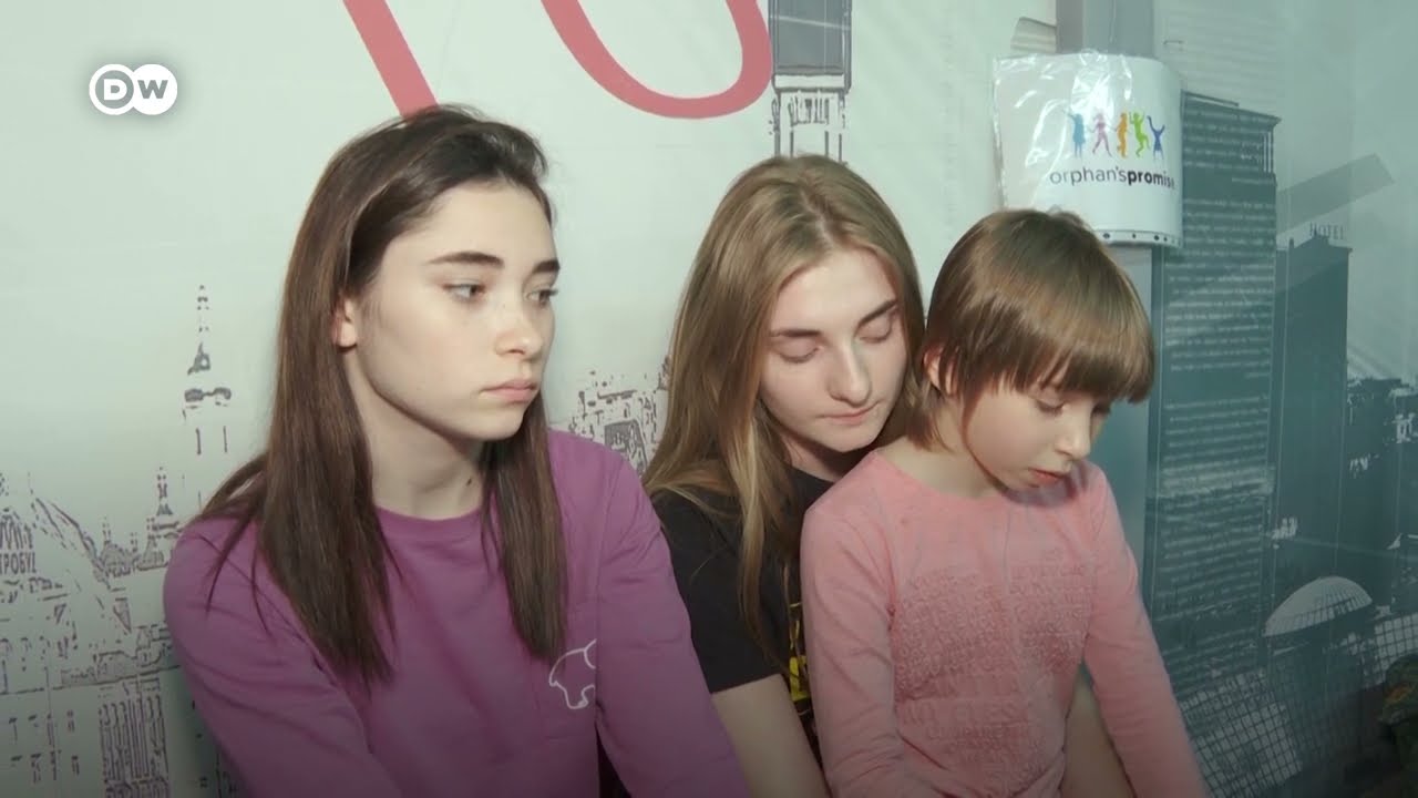 Dzieci z Mariupola. Życie kilometr od strefy walk