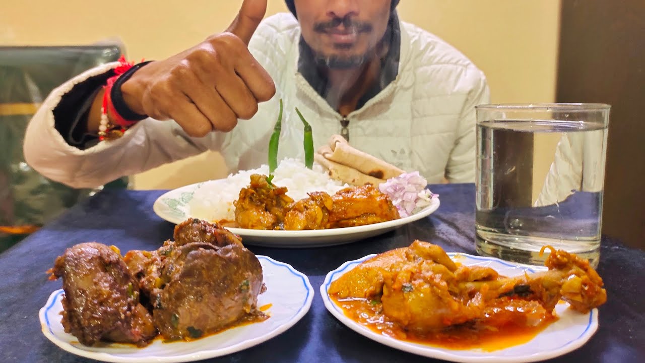 CHICKEN CURRY AND LIVER POT WITH RICE AND CHAPATI 