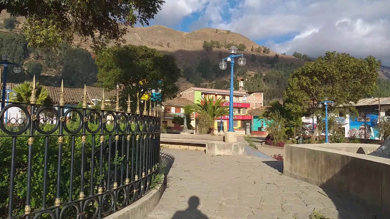 PLAZA DE ARMAS DE POMABAMBA