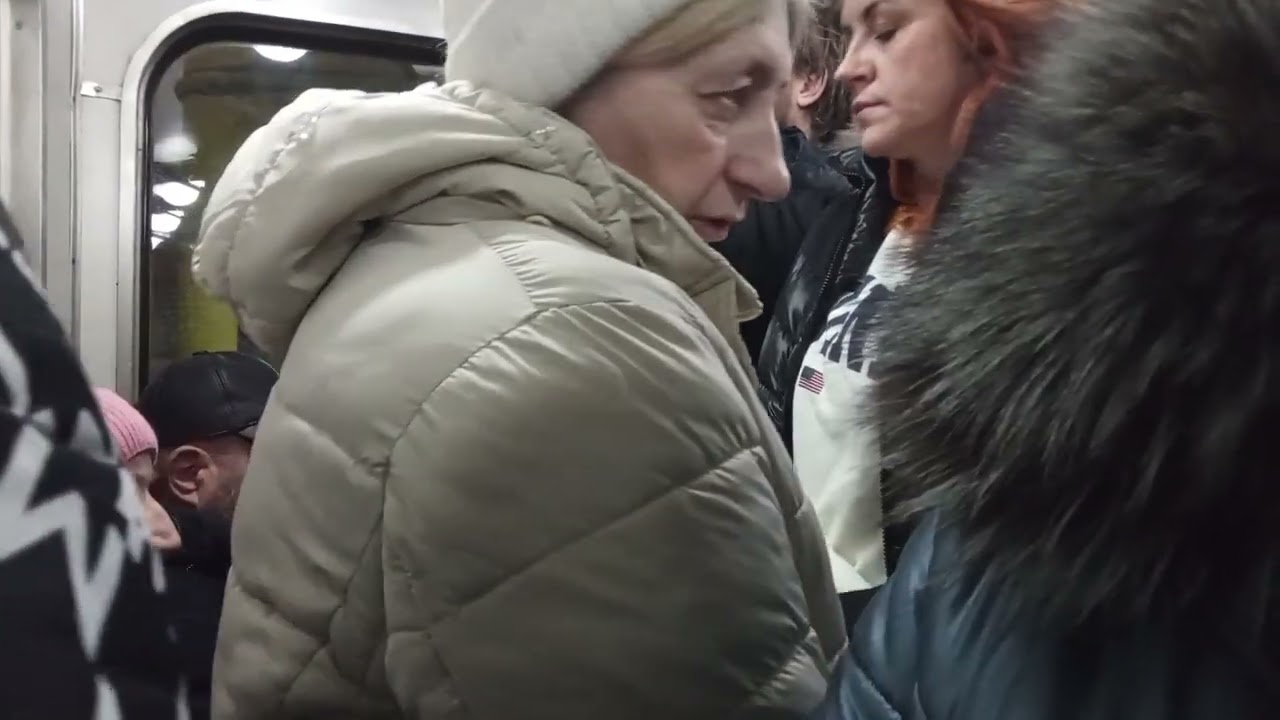 Метро Харьков Украина 24.12.2025 вокзальная и Майдан конституции