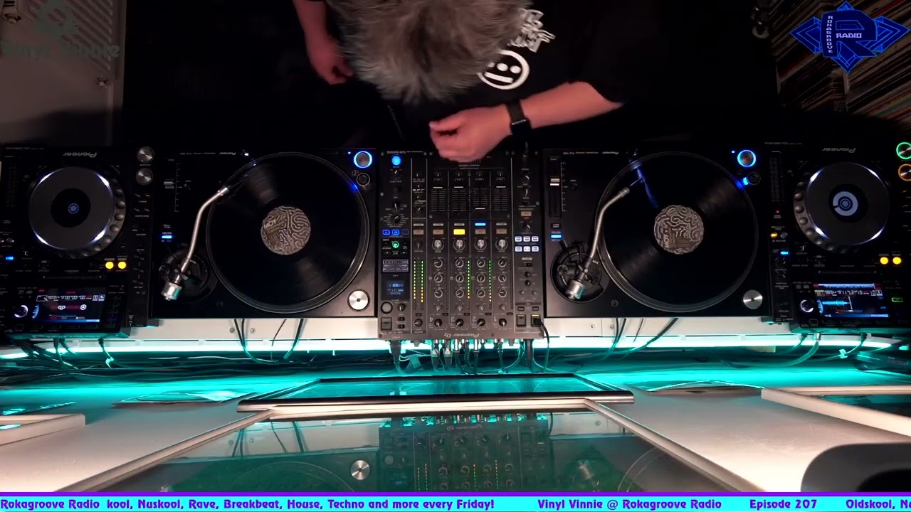 Vinyl Vinnie @ Rokagroove Radio Episode 207
