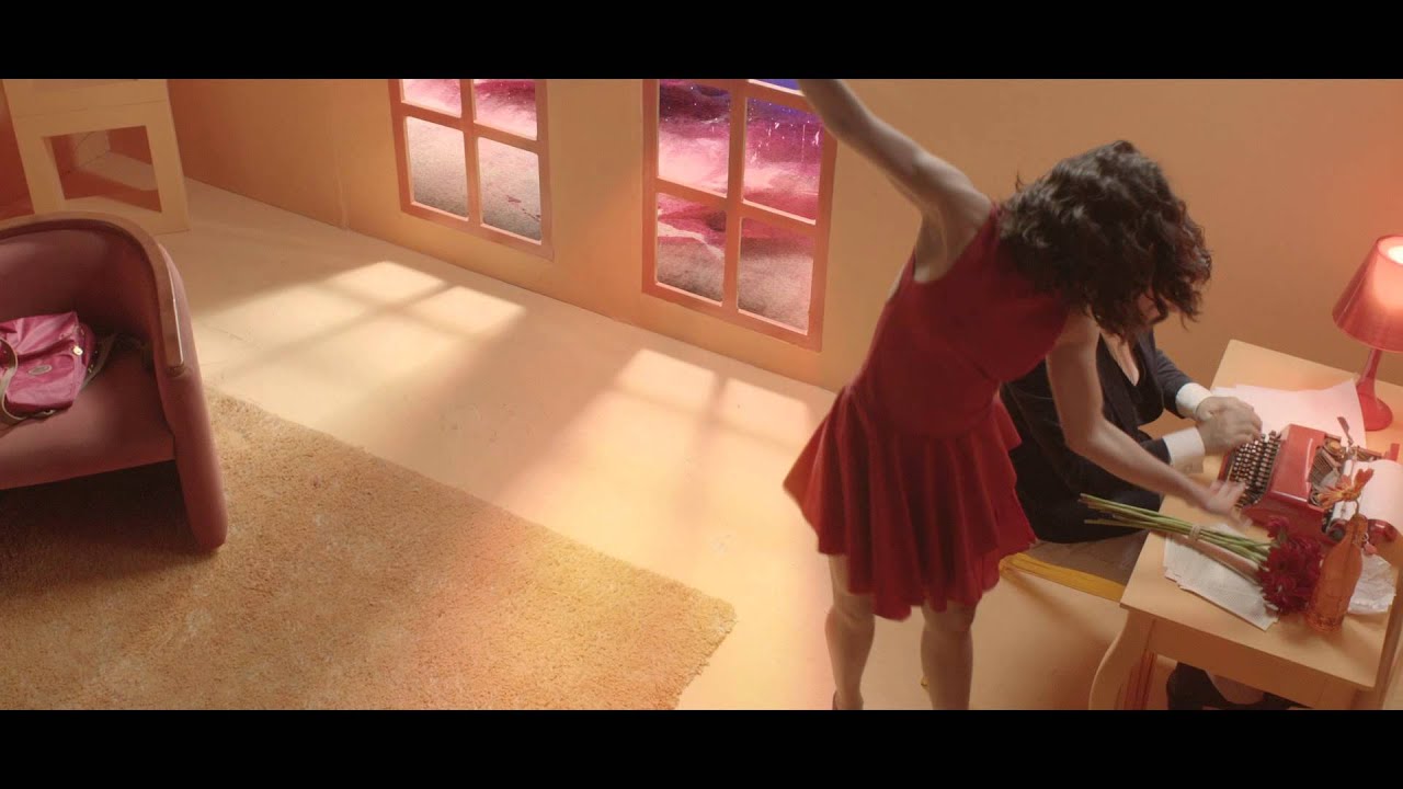 Charliepapa - Merlina (Video Oficial)