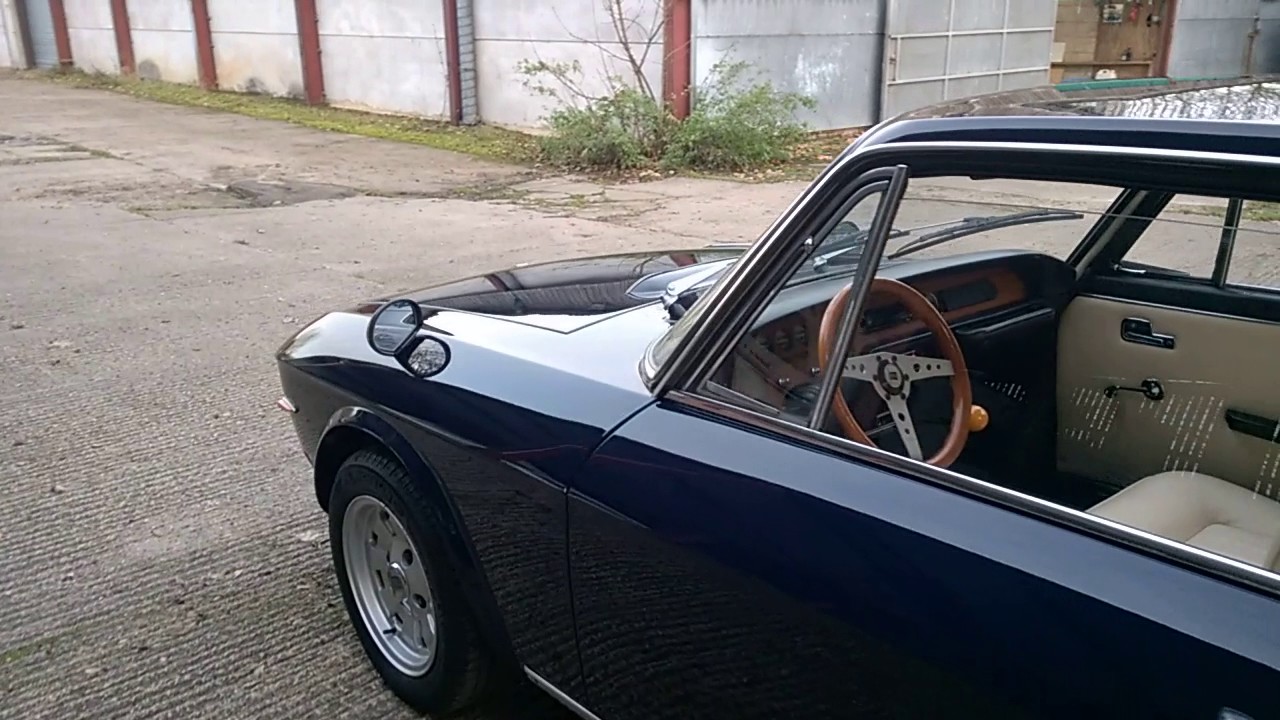 Lancia Fulvia Coupe for sale at fulviaclassics.com 25/11/16