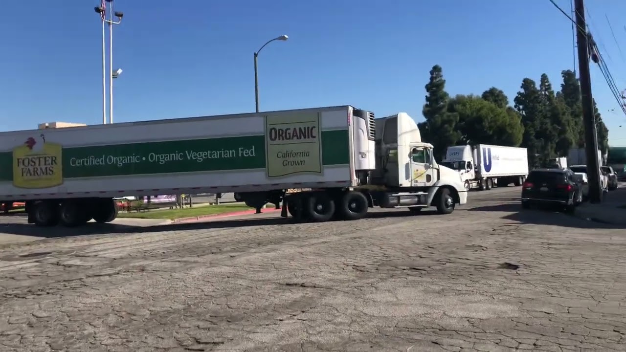 Foster farms freightliner columbia