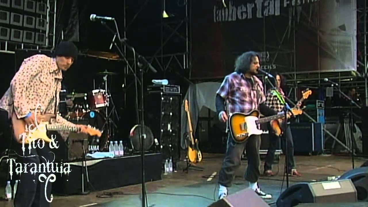Tito & Tarantula - Pistolero + Strange Face Of Love (Live)