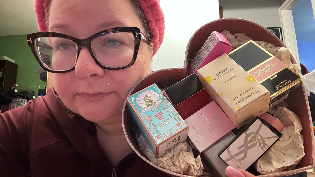 HONEY, I SHRUNK THE PERFUME. DO THESE MINIS MAKE THE GRADE?