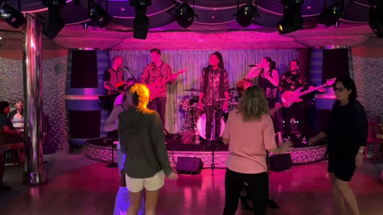 Pour some sugar on me - Carnival Magic 2025 - Sonic Tides