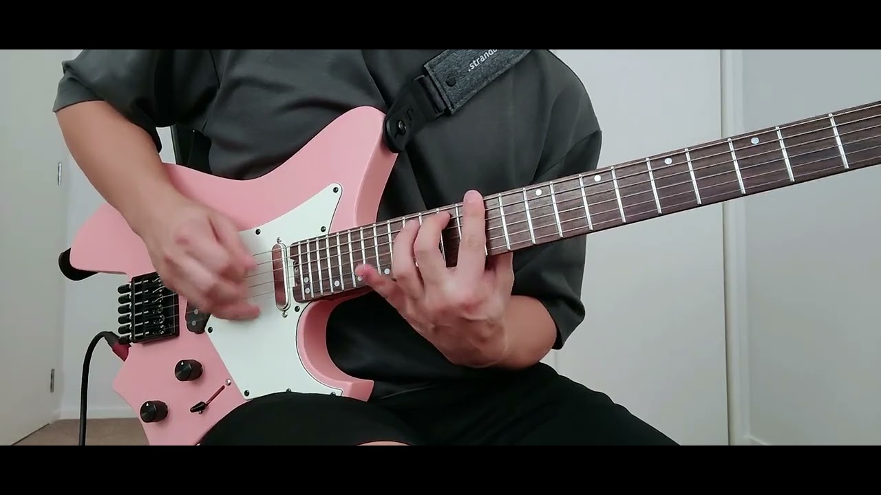 I bought a weird looking guitar - Eart Headless (GW2TP-SE)