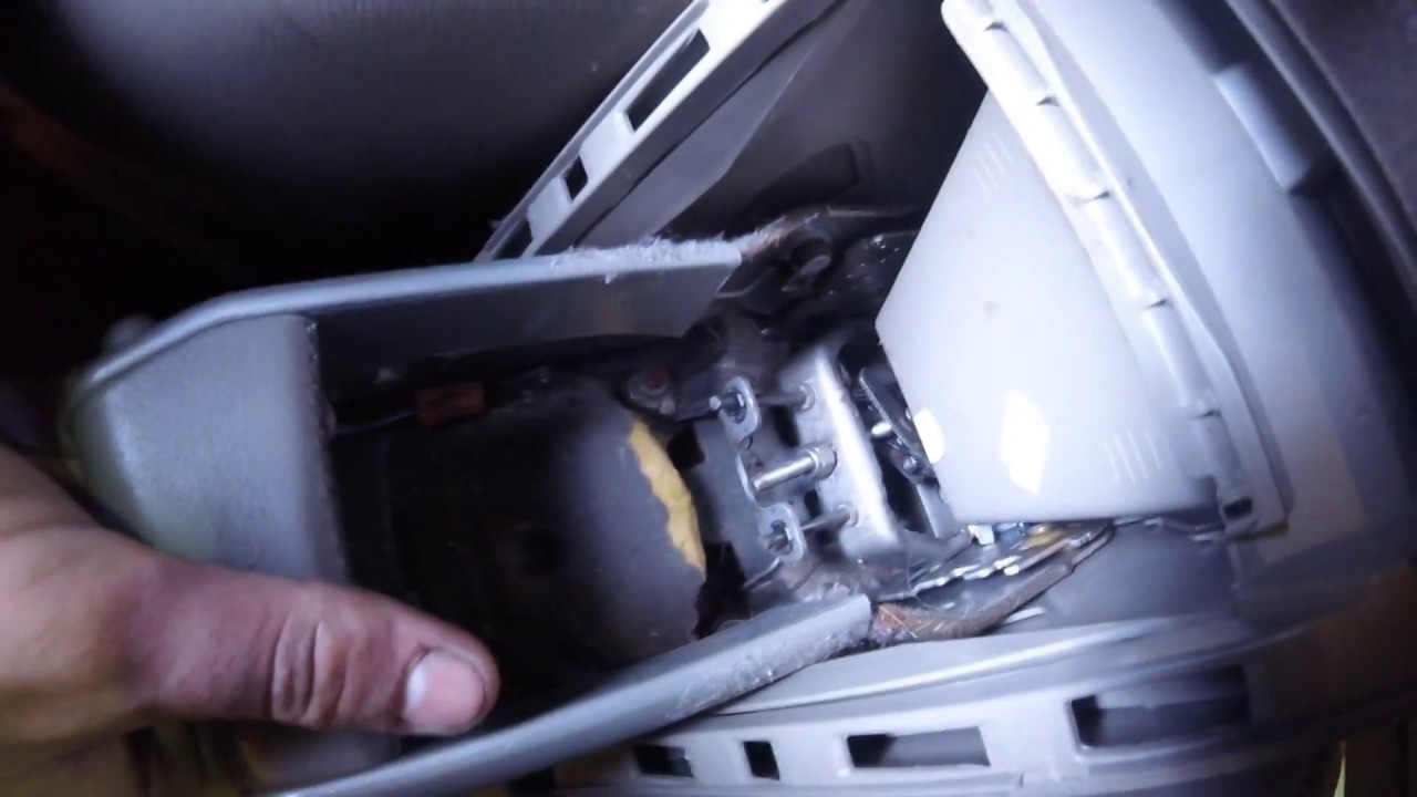How to tighten the Renault Megane handle / Как подтянуть ручник Renault Megane
